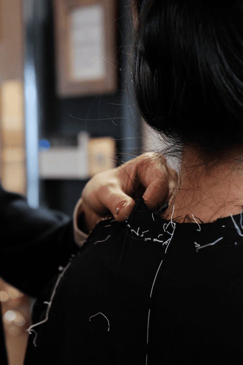 Laura Bachmeier collar fitting